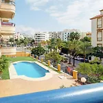 Apartamento Cozy Overlooking Estepona's Marina!