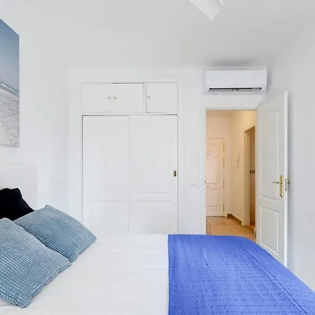 Cozy Overlooking Estepona's Marina! * Estepona