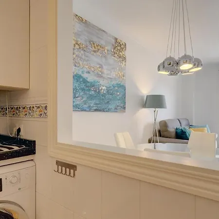 Apartment Cozy Overlooking Estepona's Marina! Estepona
