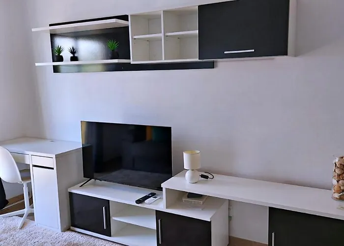 Lejlighed Cozy Overlooking Estepona's Marina! Estepona